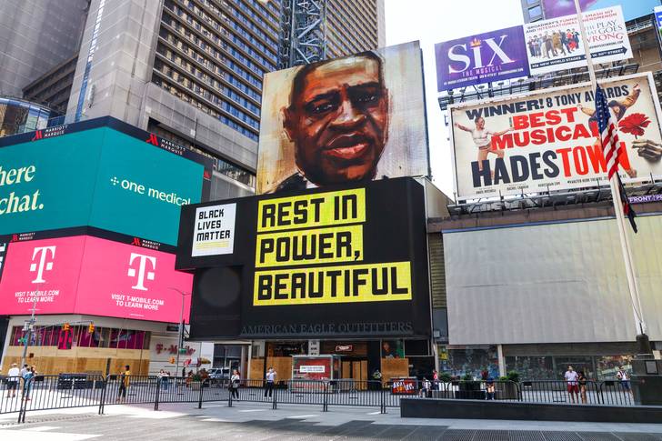 A billboard of an illustration of George Floyd with the words "Rest in Power, Beautiful" on June 14, 2020
